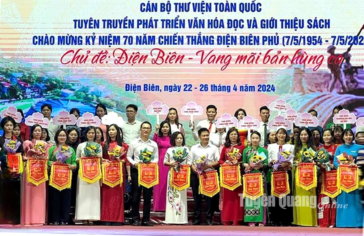 Thư viện tỉnh Tuyên Quang đoạt giải Nhì tại Liên hoan cán bộ Thư viện toàn quốc