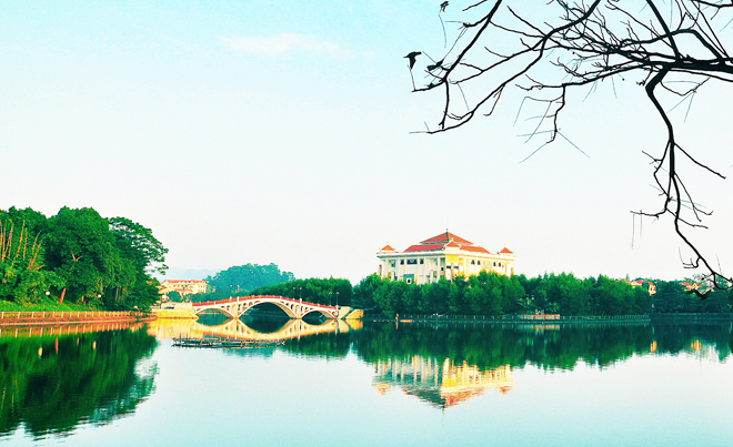 Hồ công viên Tân Quang: “Trái tim thiên nhiên” trong lòng đô thị