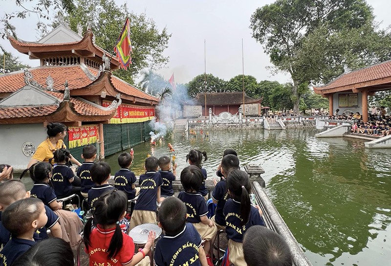 Làng rối nước Thanh Hà ở Hải Dương Làng rối nước Thanh Hà ở Hải Dương