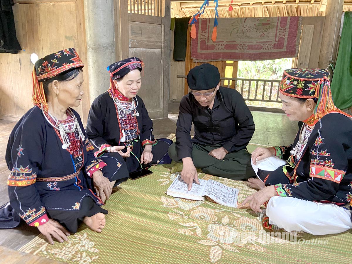 Đèo Hoa giữ gìn bản sắc văn hoá dân tộc Dao