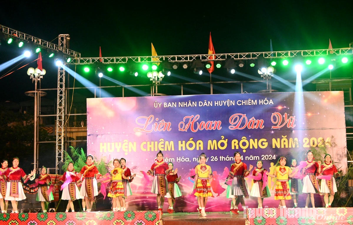 Liên hoan dân vũ huyện Chiêm Hoá mở rộng năm 2024
