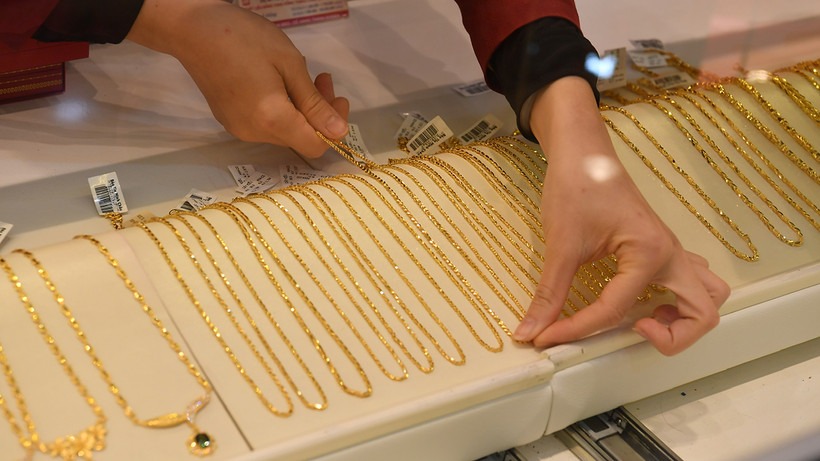 Giá vàng ngày 27/6: Trong nước, thế giới đồng loạt giảm